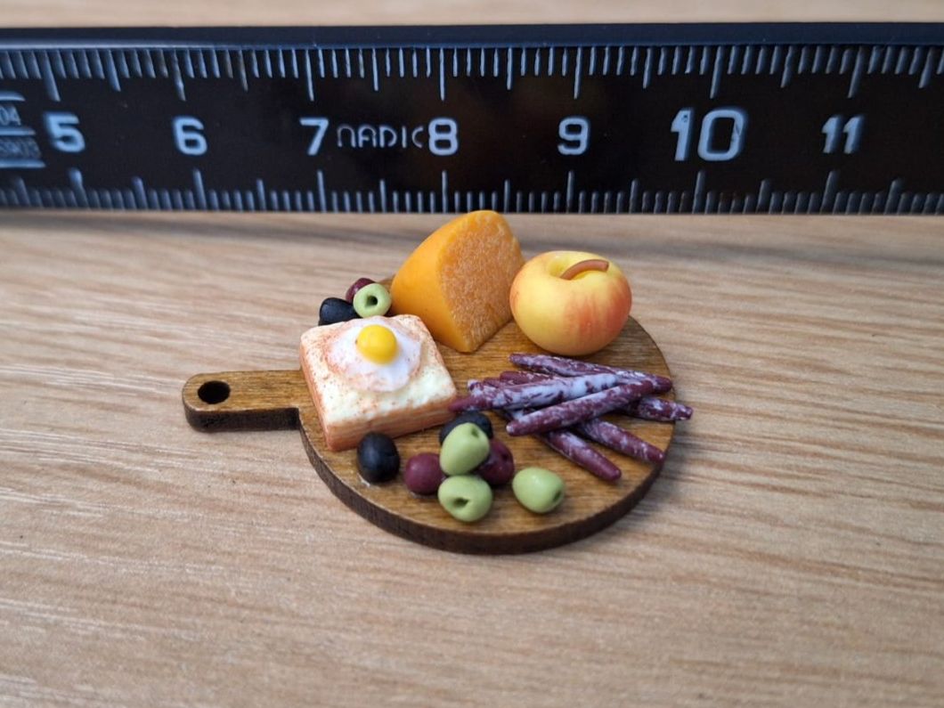Puppenhäuser & -möbel: Puppenhaus Apero Platte – Neu (gemäss Beschreibung) aus Zürich von HandmadeTinyFood 1