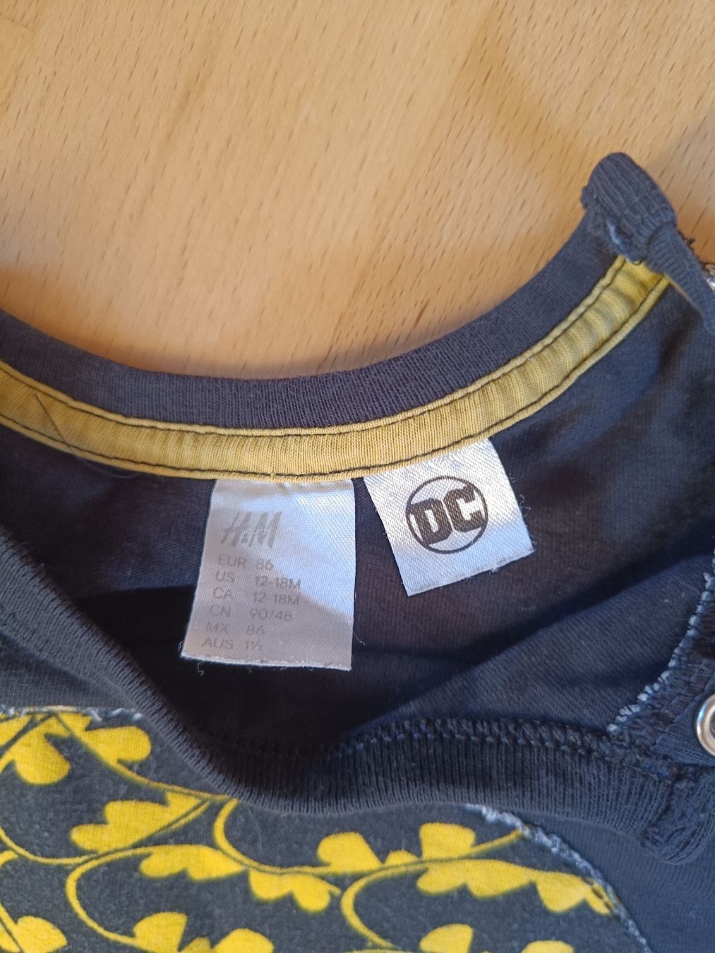H&M Lotti & Set di vestiti: Trainer DC 86 H&M – Usato da Jaberg venduto da urig17. 1