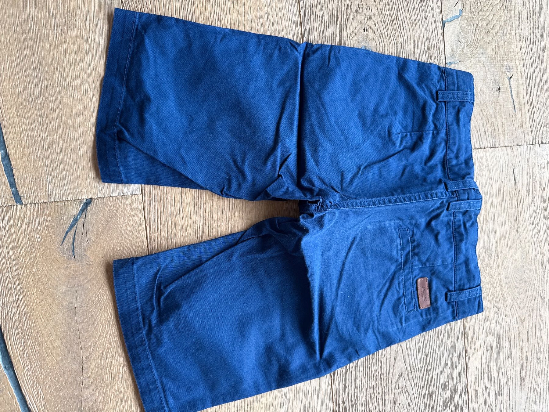 Jacadi Pantaloni: Jacadi Bermudas Gr. 8 – Nuovo (secondo la descrizione) da Himmelried venduto da Dievole 1