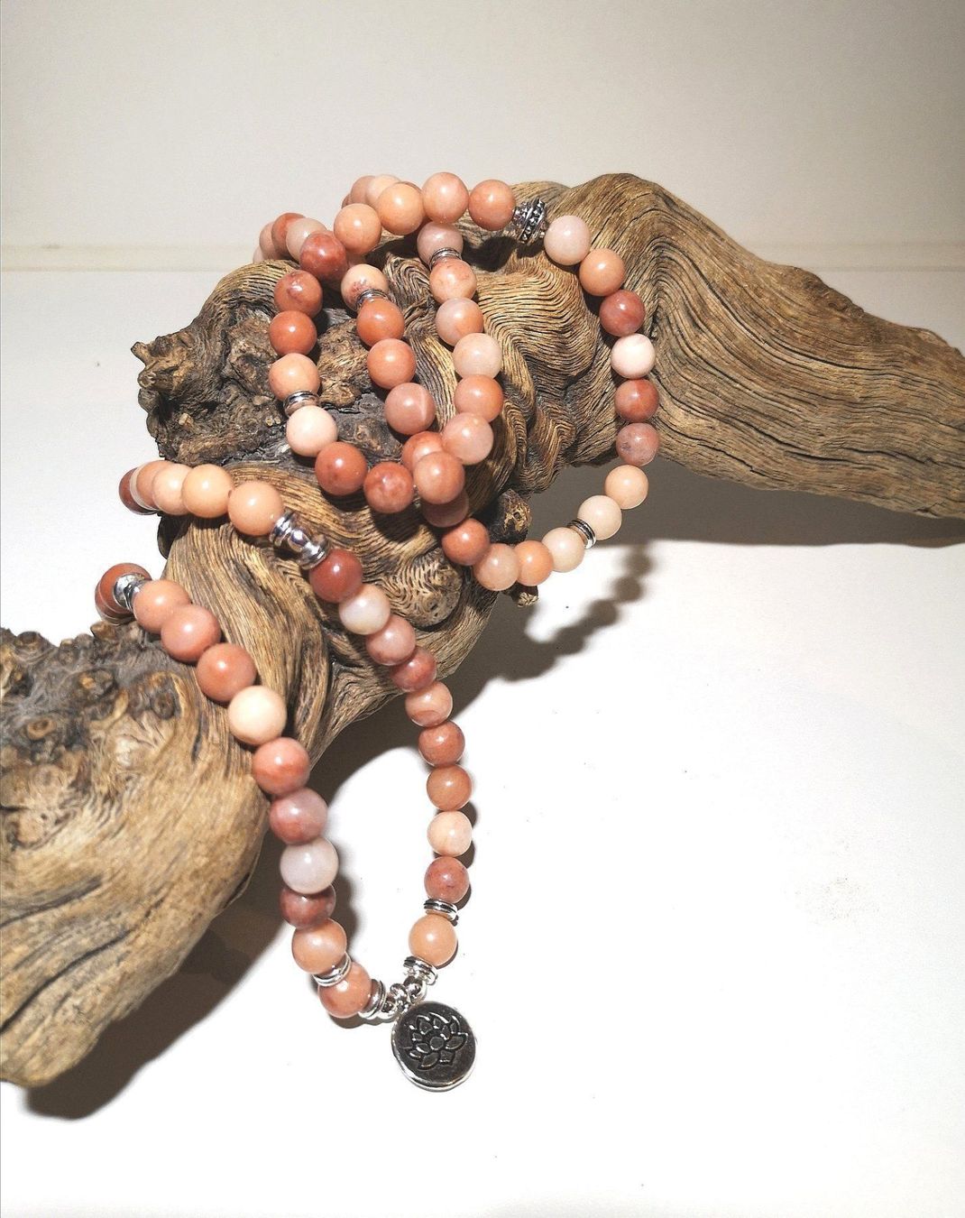 Bracciali & Braccialetti: 108 Mala Wrap Lotus Armk. - Spendenaktion – Nuovo (secondo la descrizione) da Unterkulm venduto da Nachtigall 3