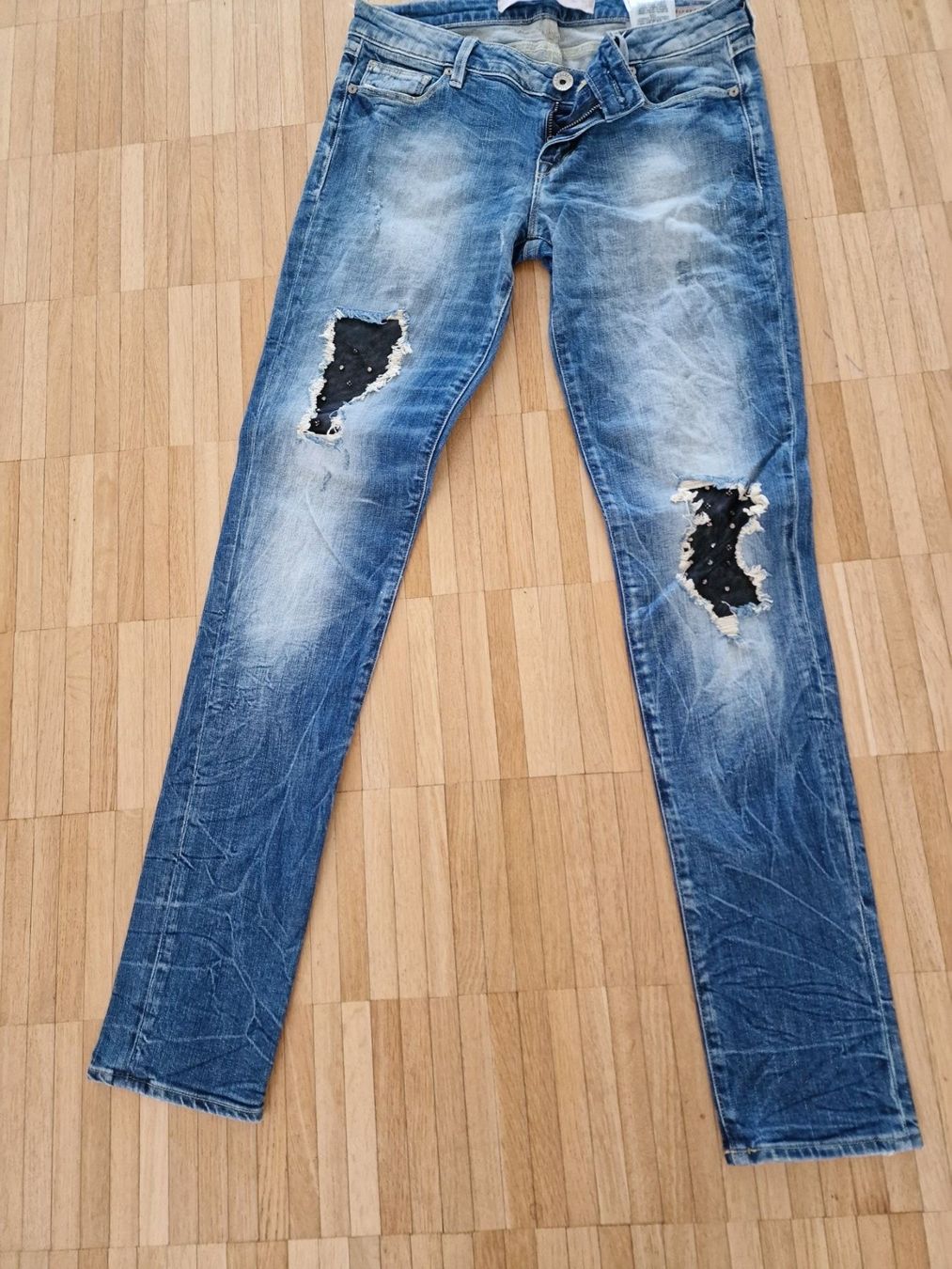 Guess Jeans: Guess Jeans – Usato da Laufenburg venduto da may_r2st