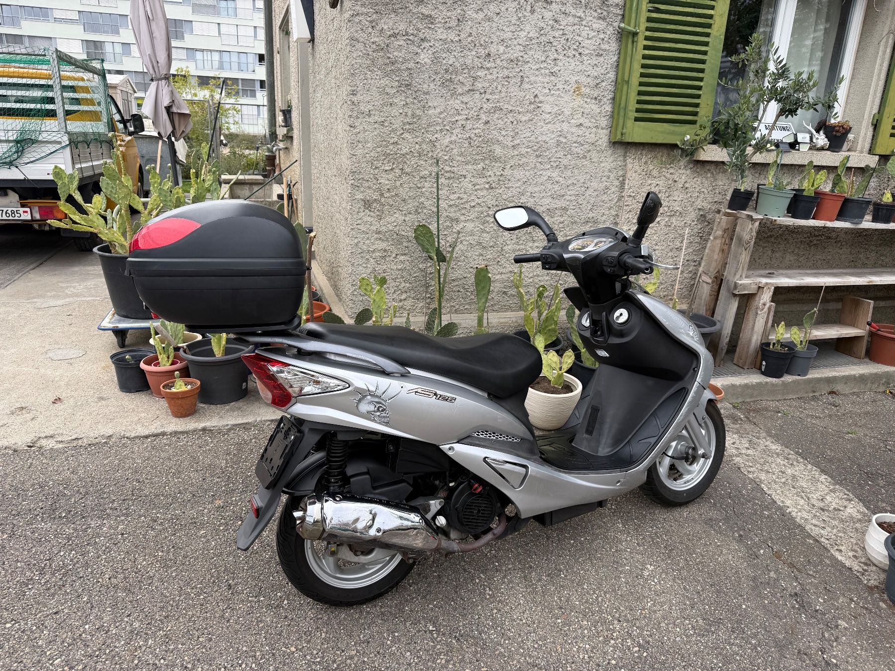 Sym Scooters: SYM VS 125ccm Roller – D'occasion à Aarburg par Ricardoabverkauf 6