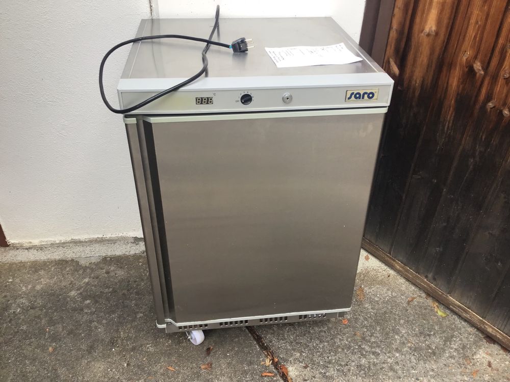 Forcar Gastro Tiefkühlschrank 120 Liter – Edelstahl EF200BT-SS, Energieeffizienz A