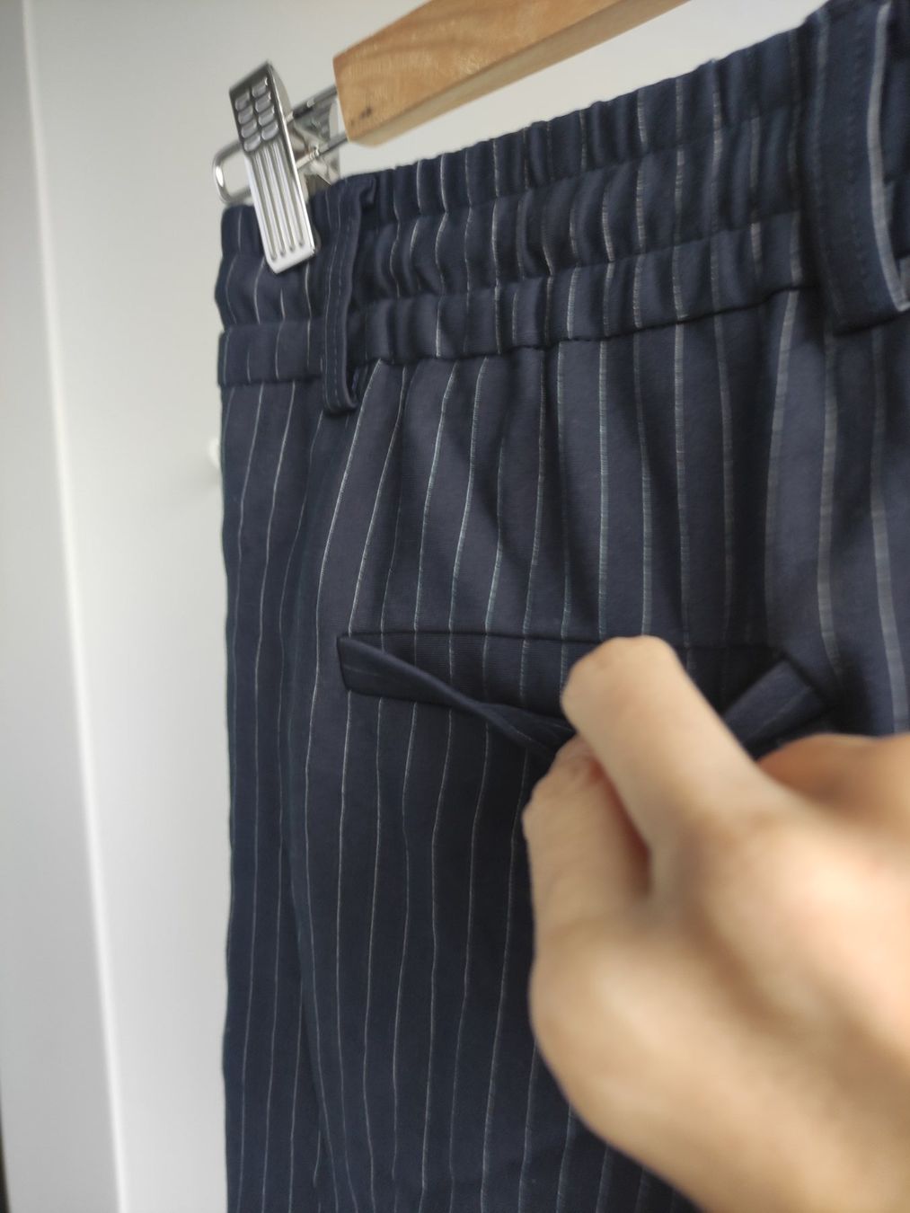 Only Pantaloni: Hose blau gestreift Gr. XS Only – Nuovo (secondo la descrizione) da Schliern b. Köniz venduto da Pecannut 7