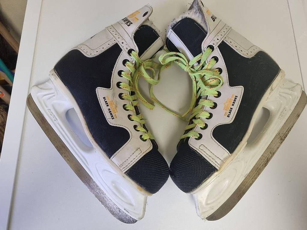 Schlittschuhe: Schlittschuhe  – Gebraucht aus Steffisburg von nat_zm6h