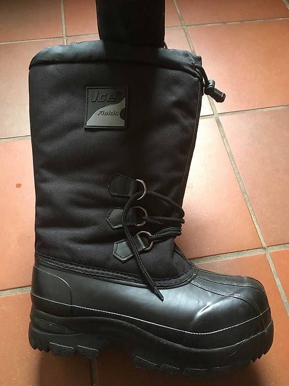 Chaussures hommes: Bottes d'hiver – D'occasion à Neuchâtel par Rudjes 1