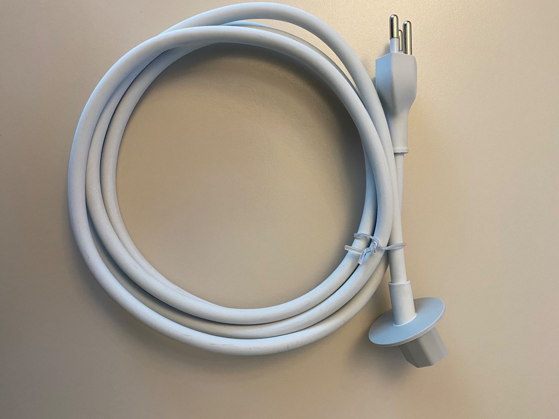 Apple Kabel: Apple iMac Stromkabel neuwertig, ca. 1.80m – Gebraucht aus obfelden von garenipa 4