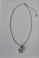 Swarovski Halskette „Interlocking Hearts“ mit Kristallen