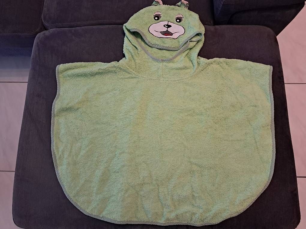 Serviettes de bain: Frotteetuch Baby - Badeponcho – D'occasion à Belp par Verk976