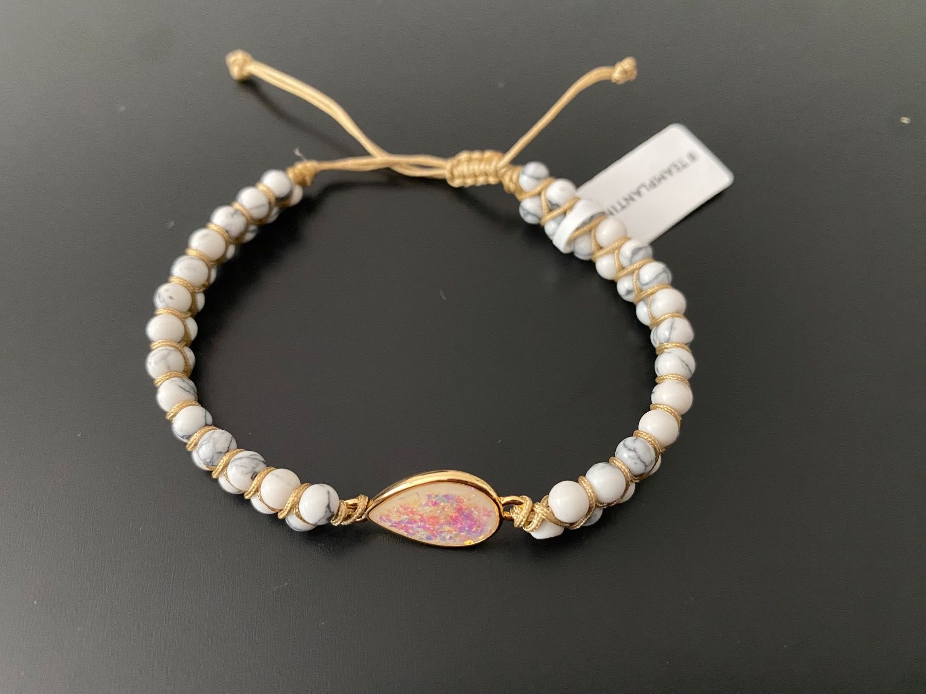 Bracelets: Armband – Neuf avec emballage d'origine à Buchrain par Sisi83