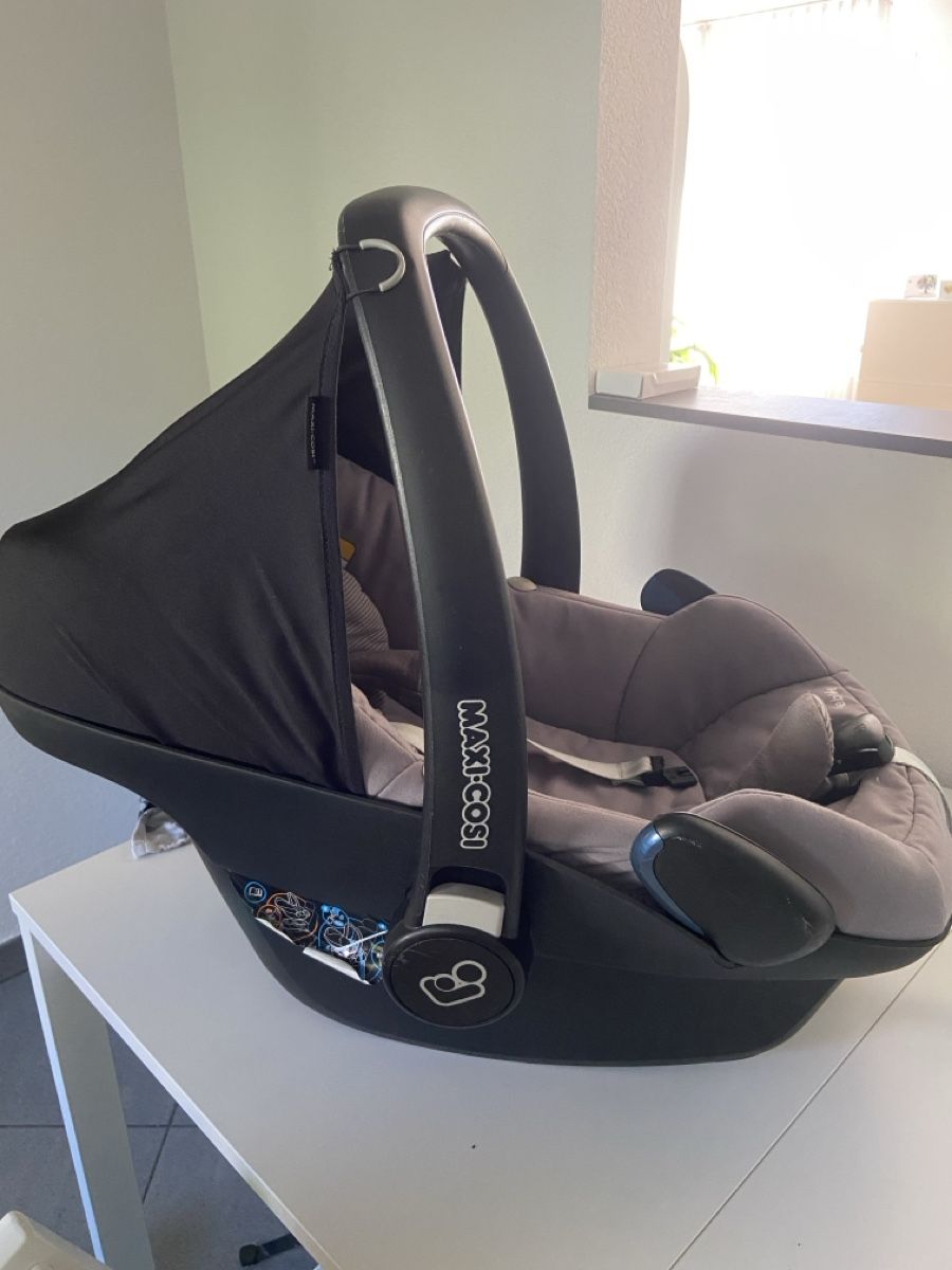 Maxi-Cosi Seggiolini per auto: Maxi-Cosi Pebble Kindersitz  – Usato da Suhr venduto da 000SF000 2