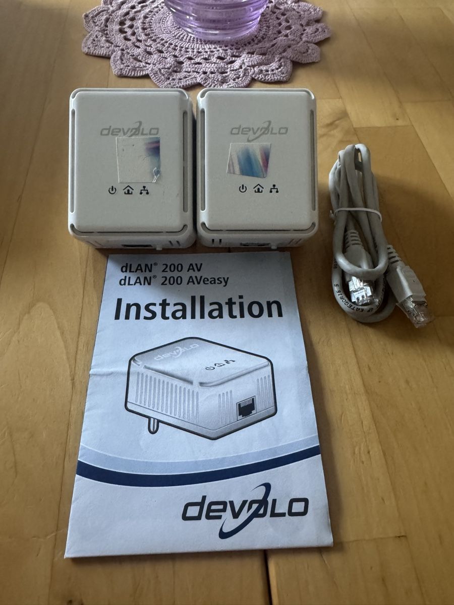 Devolo Laufwerke & Adapter: Devolo dLAN 200 AV Powerline Adapter Set – Gebraucht aus Pfäffikon ZH von Tetu.33