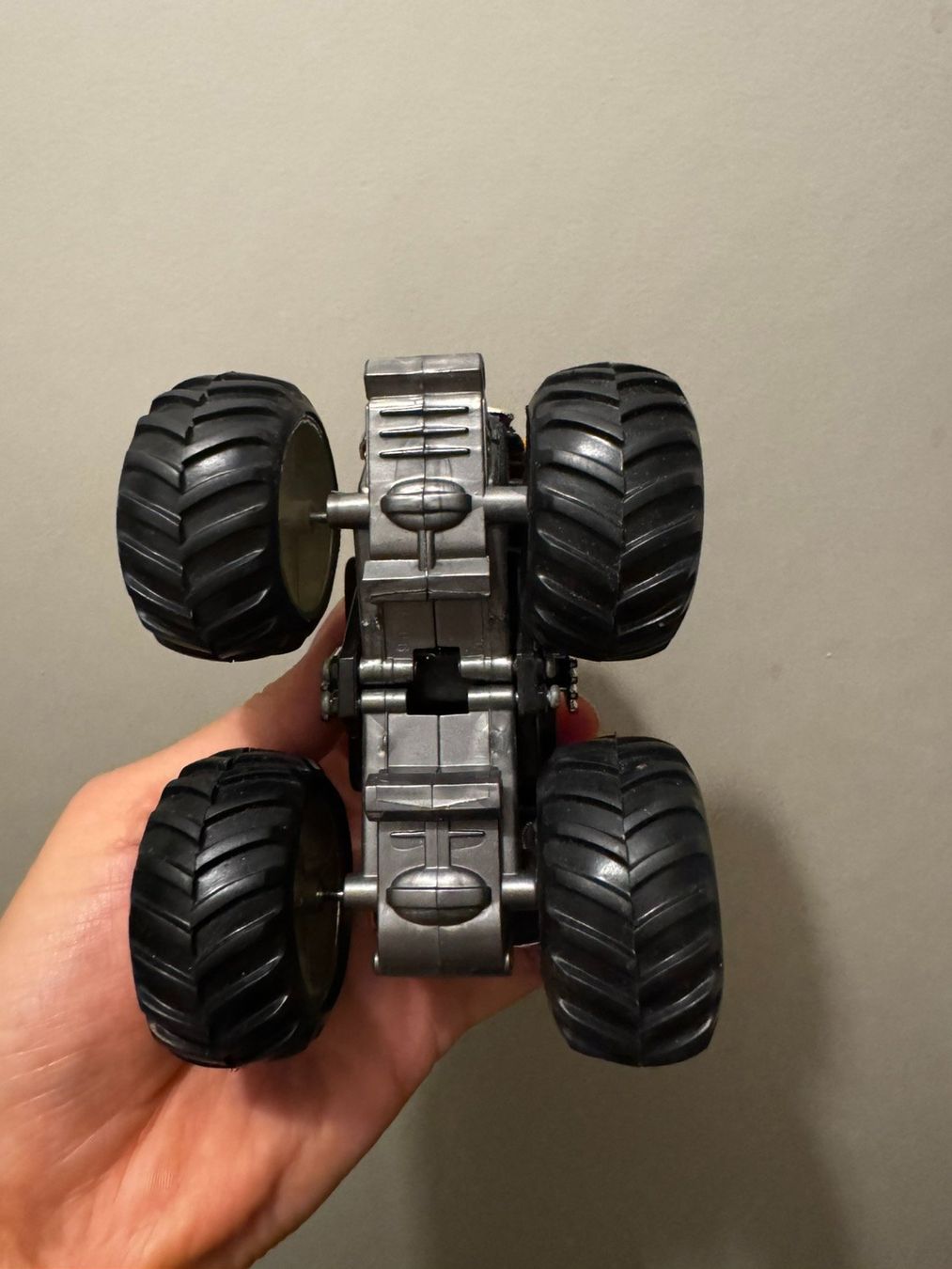 Spielzeuge: Monstertruck – Gebraucht aus Wettingen von ObradovicJelena 1