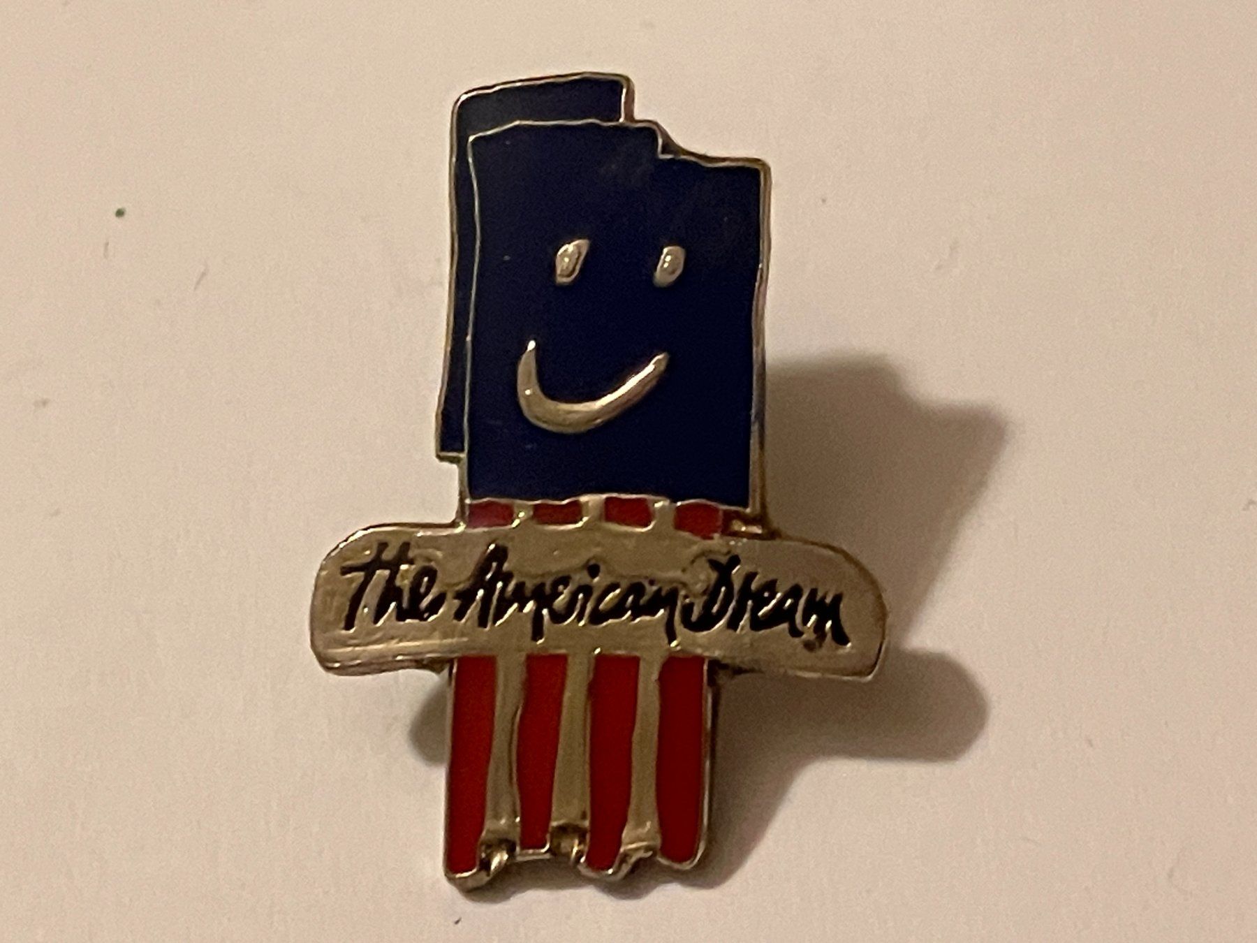 Placchette & Badge: 1 Pin The American Dream – Usato da Basel venduto da djwwpp