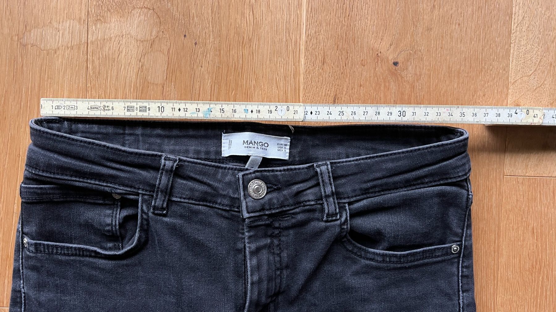 Mango Jeans: MANGO Jeans, Anthrazit, Skinny mit Cargo Tasche, Gr. 38 – Gebraucht aus Hondrich von Greppen37 3