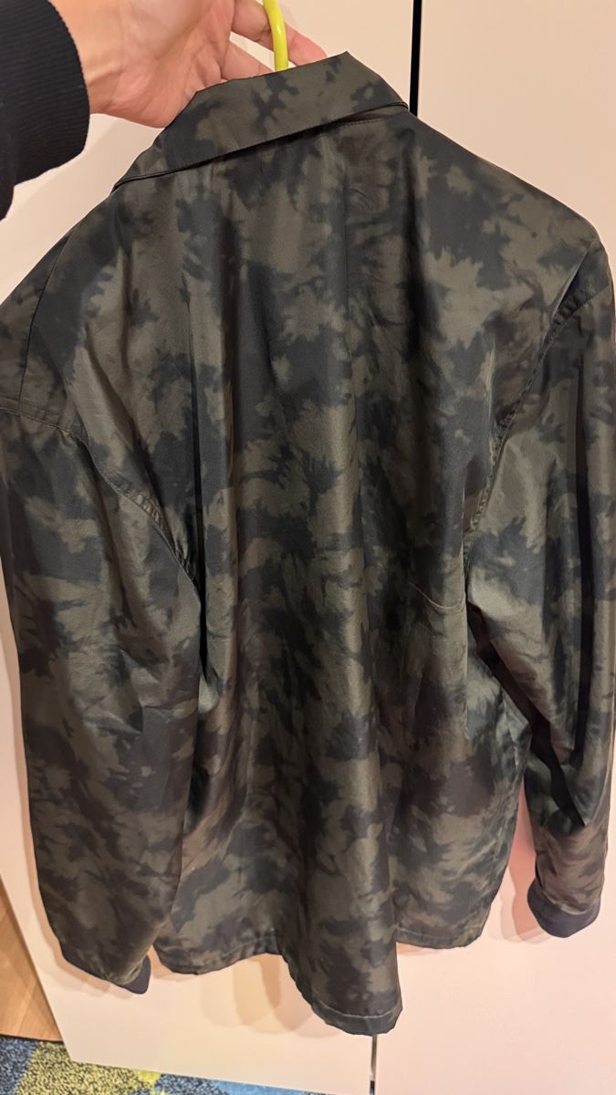 Adidas Giacche: Adidas Jacket – Usato da Grosshöchstetten venduto da 532_9cyd 9