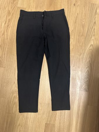 Hose Zara schwarz Grösse 42