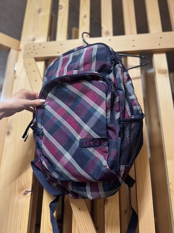 Zaini: Rucksack Dakine – Usato da Luzern venduto da VStore