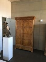 Nussbaumschrank Massivholz (Antik)