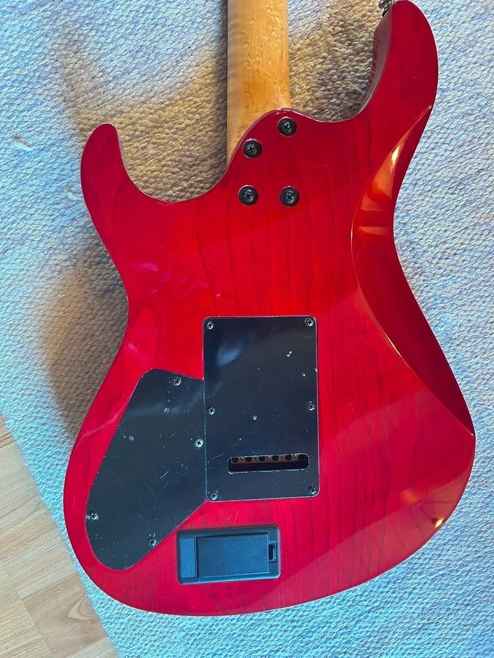 Strumenti musicali: Cort G-Costum / G290 – Topmodell – Usato da Safnern venduto da Jubatus_ 3