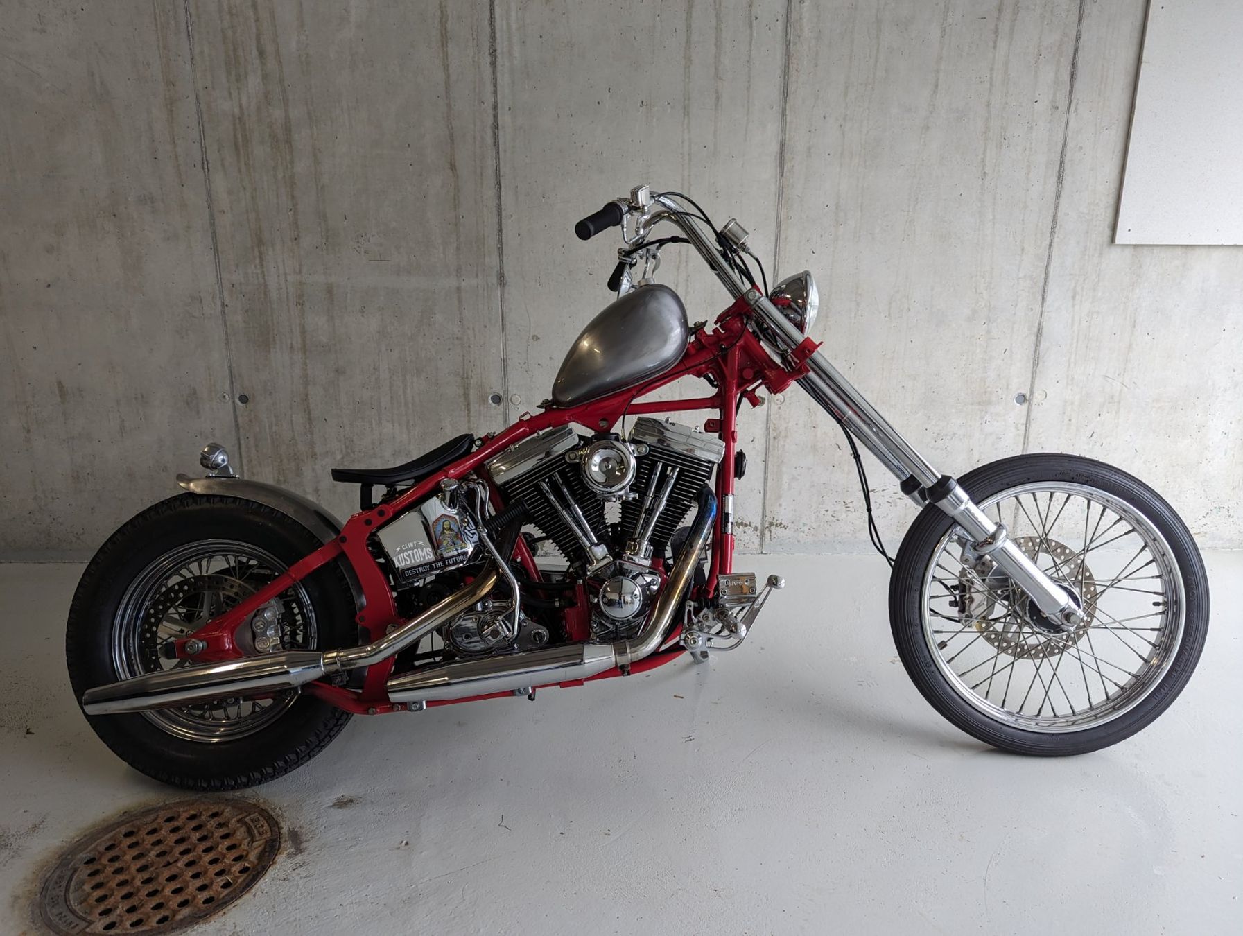 Harley-Davidson Chopper: Harley-Davidson FXST Softail Oldschool Longfork Chopper – Usato da Mauensee venduto da Nd0 1