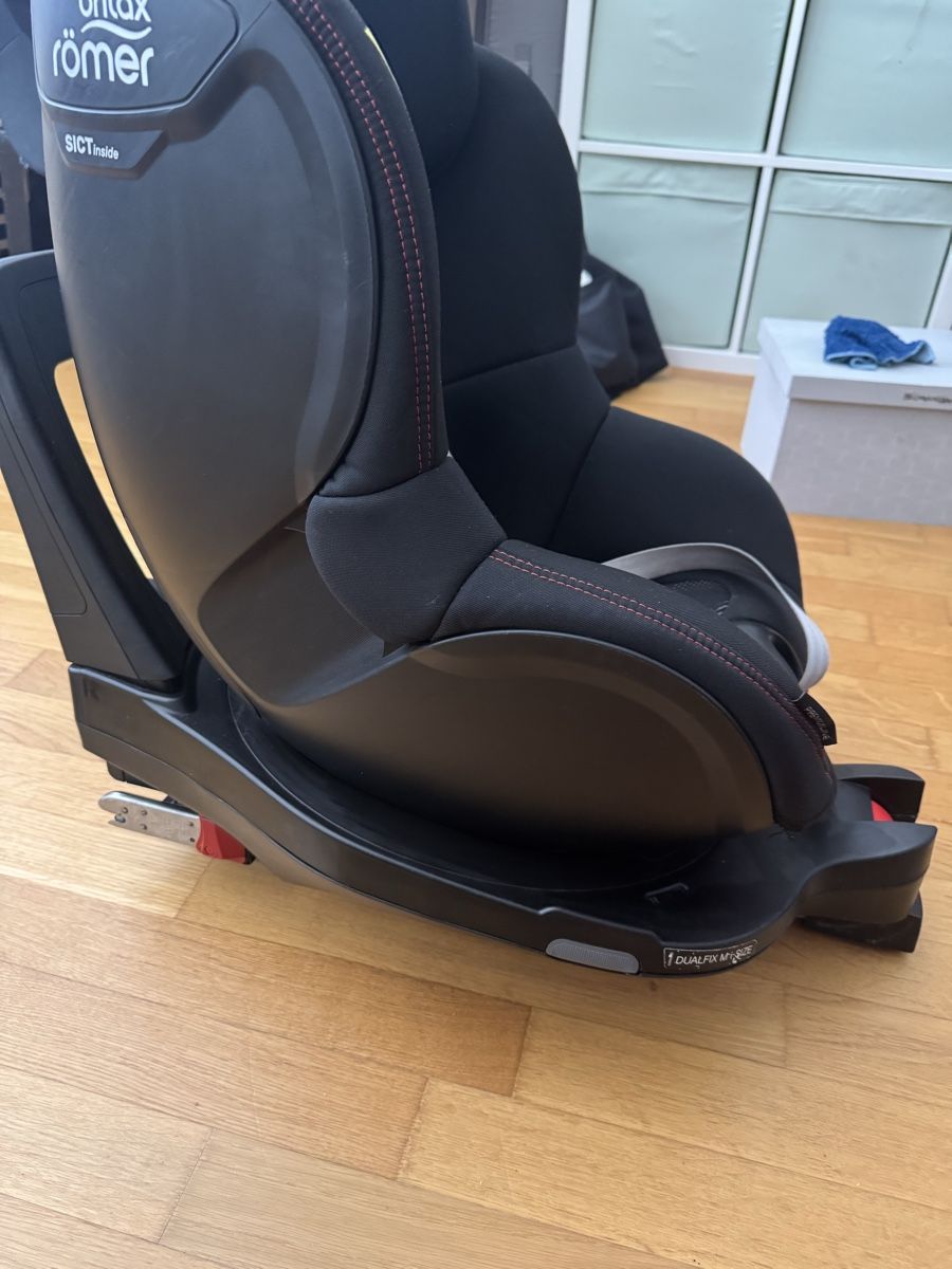 Britax Römer Auto-Kindersitze: Römer Dualfix M i-Size – Gebraucht aus Schwarzenbach SG von pas_f8rx 4