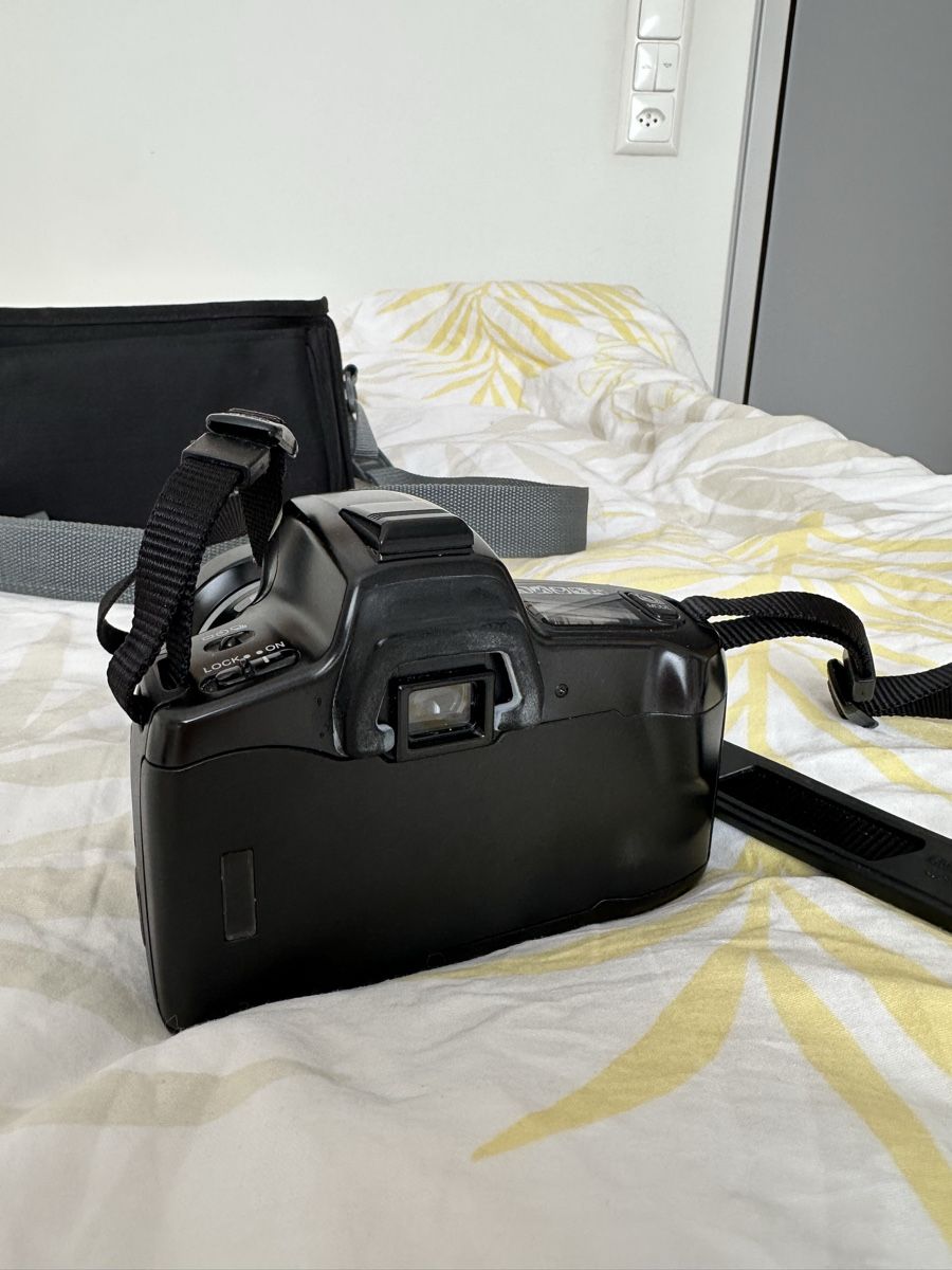 Minolta Fotocamera: Kamera Minolta Dynax 300si set – Usato da Gordola venduto da EleSecondHand-TCG 5