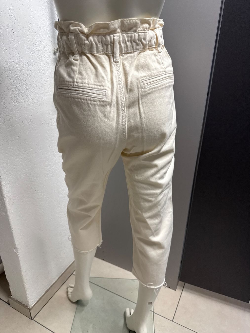Zara Pantaloni: HOSE ZARA gr 32 – Usato da Birr venduto da WalkyriaM 1