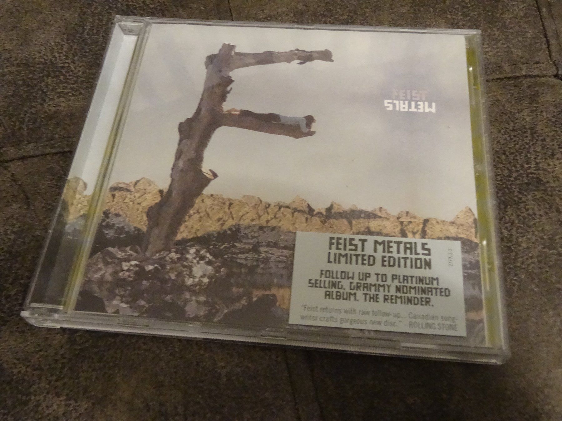 CD: Feist - Metals CD – Usato da Olten venduto da Disc-Ausverkauf