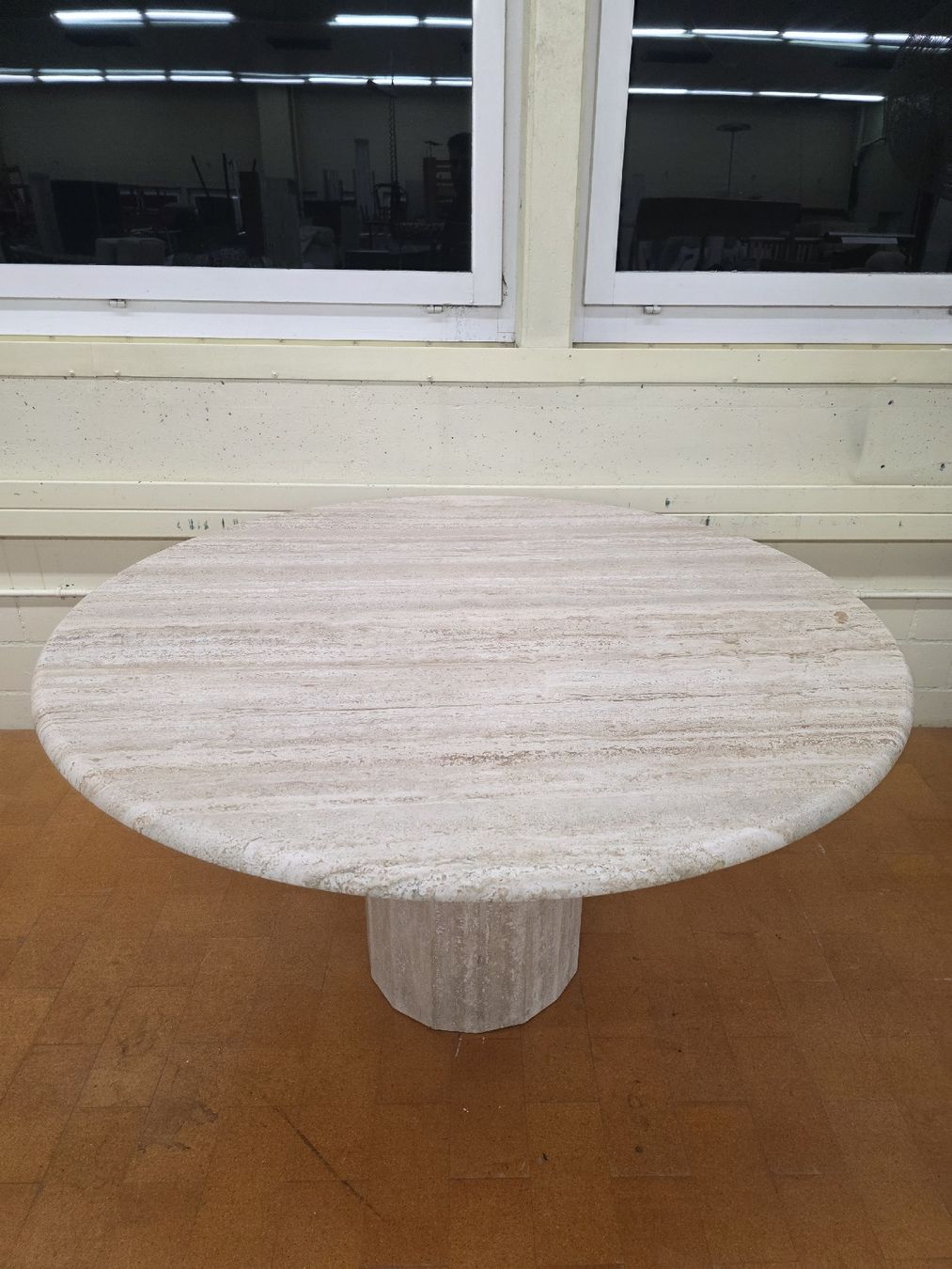 Tavoli: Designer Tisch aus Travertin  – Usato da Lichtensteig venduto da Usedinstorecom 1