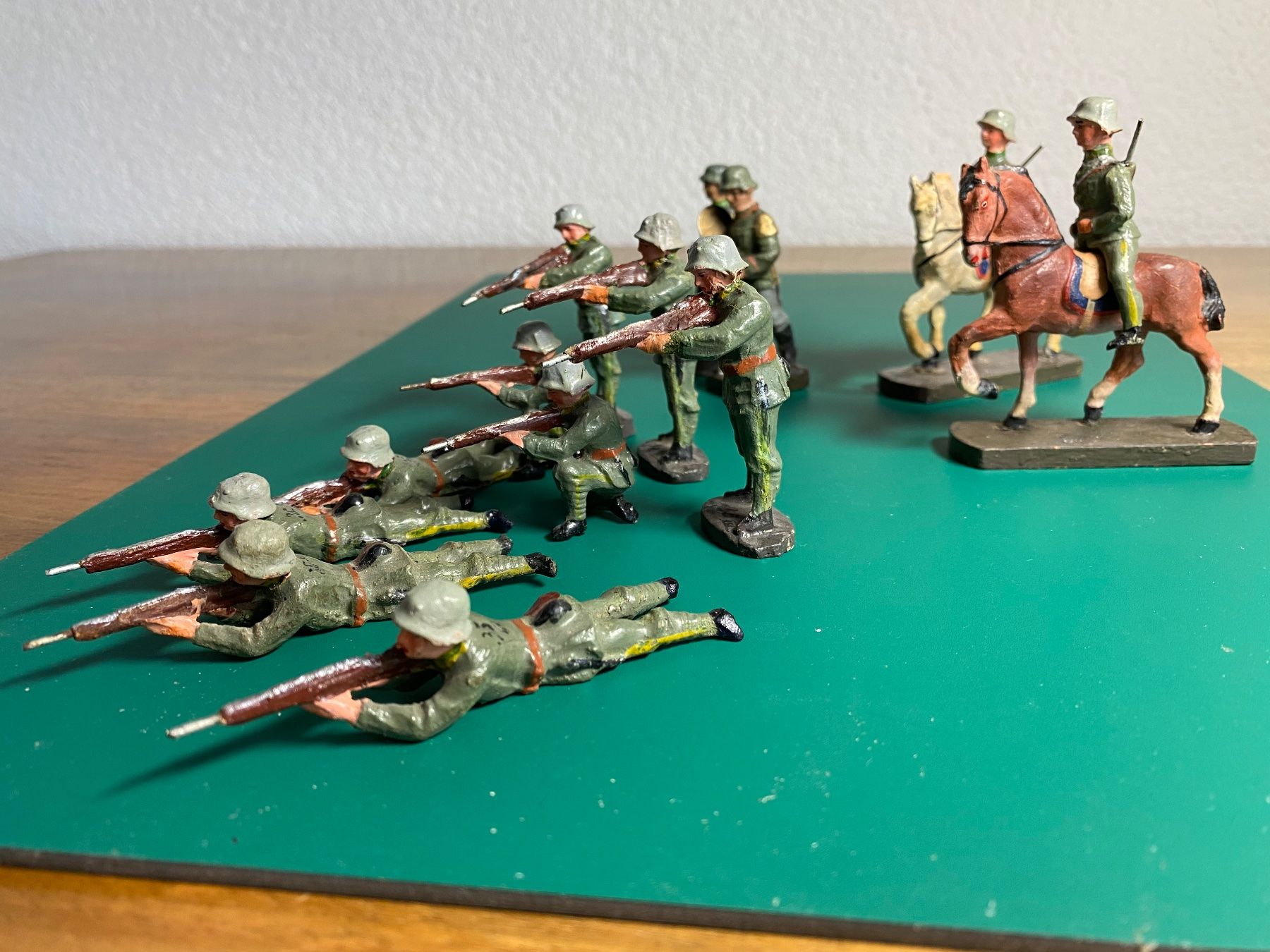 Elastolin Spielzeuge: Alte Elastolin Soldaten 60 er Serie – Gebraucht aus Rüti ZH von Weder2 4