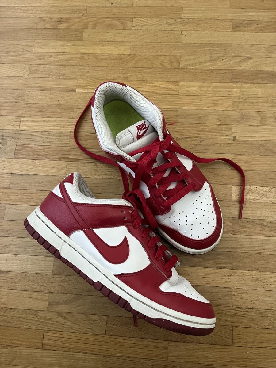 Nike Chaussures femmes: Baskets Nike 37.5 – D'occasion à Genève par van_yjj2