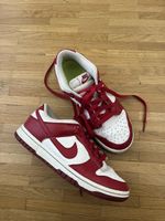 Baskets Nike 37.5