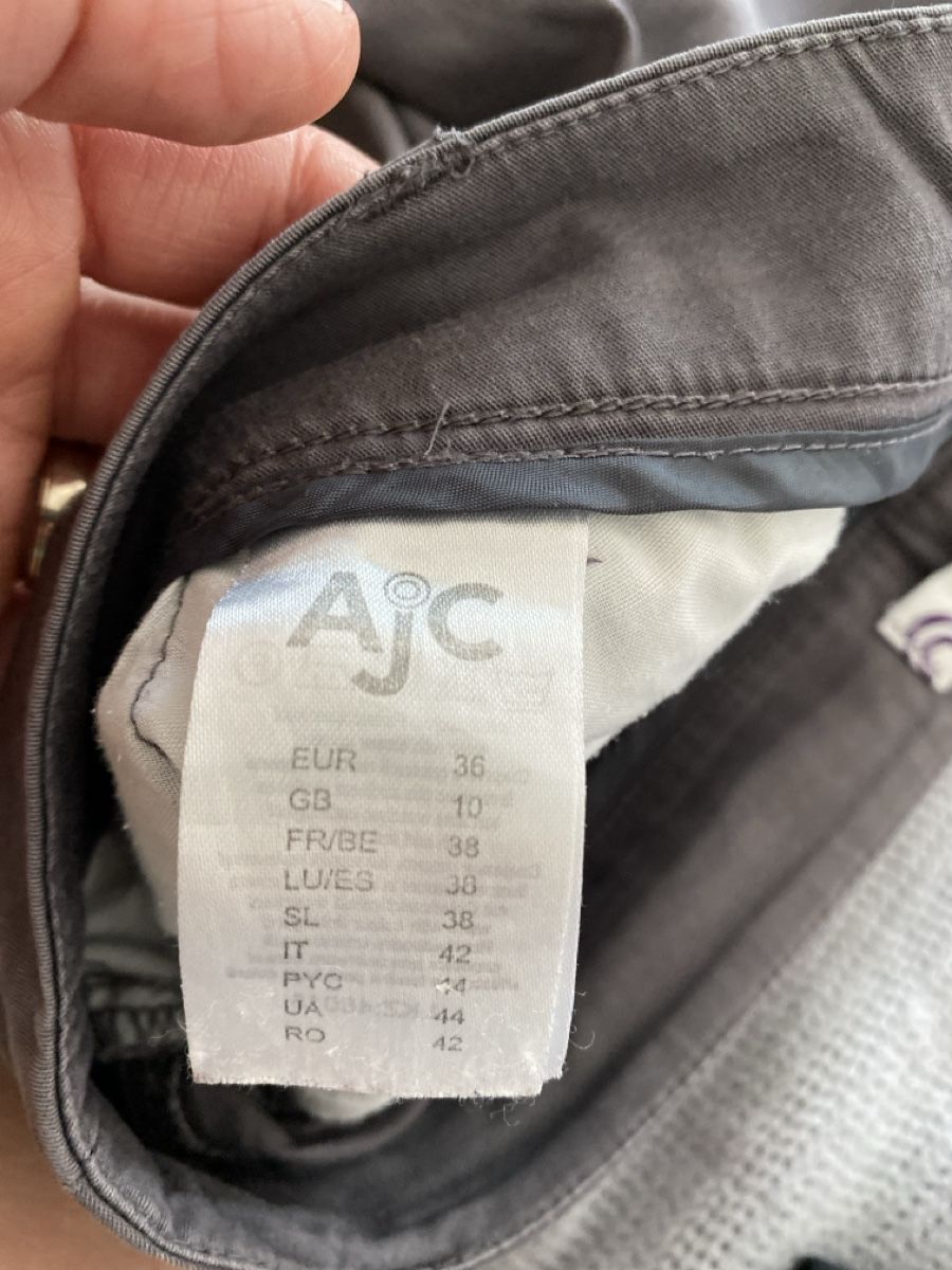 Pantaloni: Shorts AJC 36 – Usato da Killwangen venduto da Sommer15 2