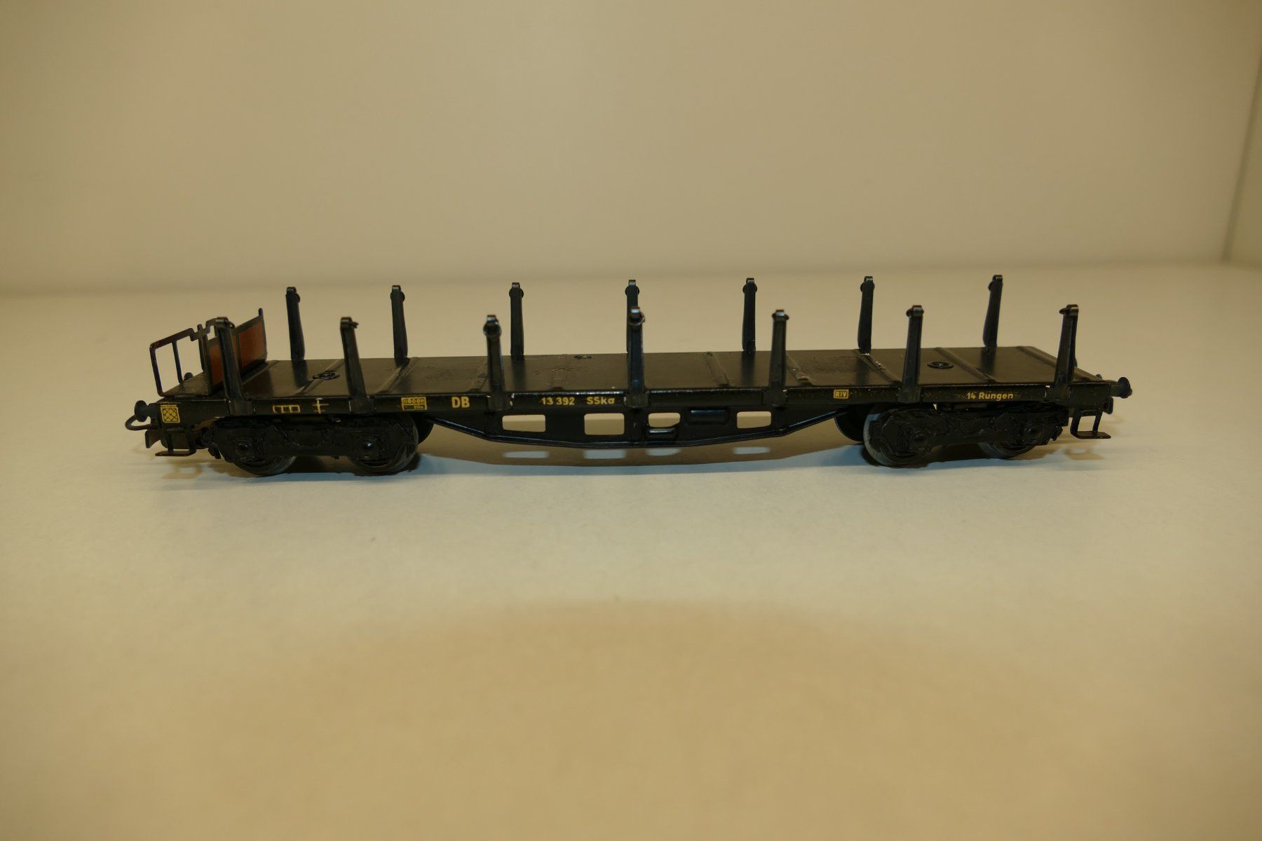 Märklin Modellini di ferrovie: Märklin H0: DB Rungenwagen – Usato da Niederhasli venduto da rail-duerst