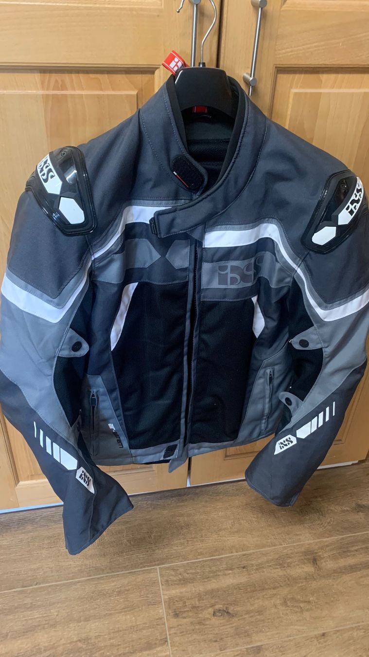 IXS Giacche: IXS Motorradjacke – Usato da Finsterwald LU venduto da Reini31