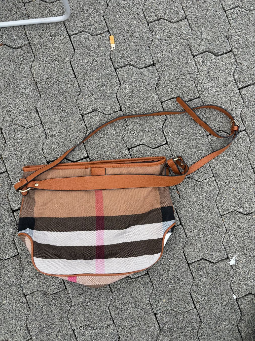 Borse da donna: Schöne Handtasche Designer Still – Usato da Olten venduto da Sonjason