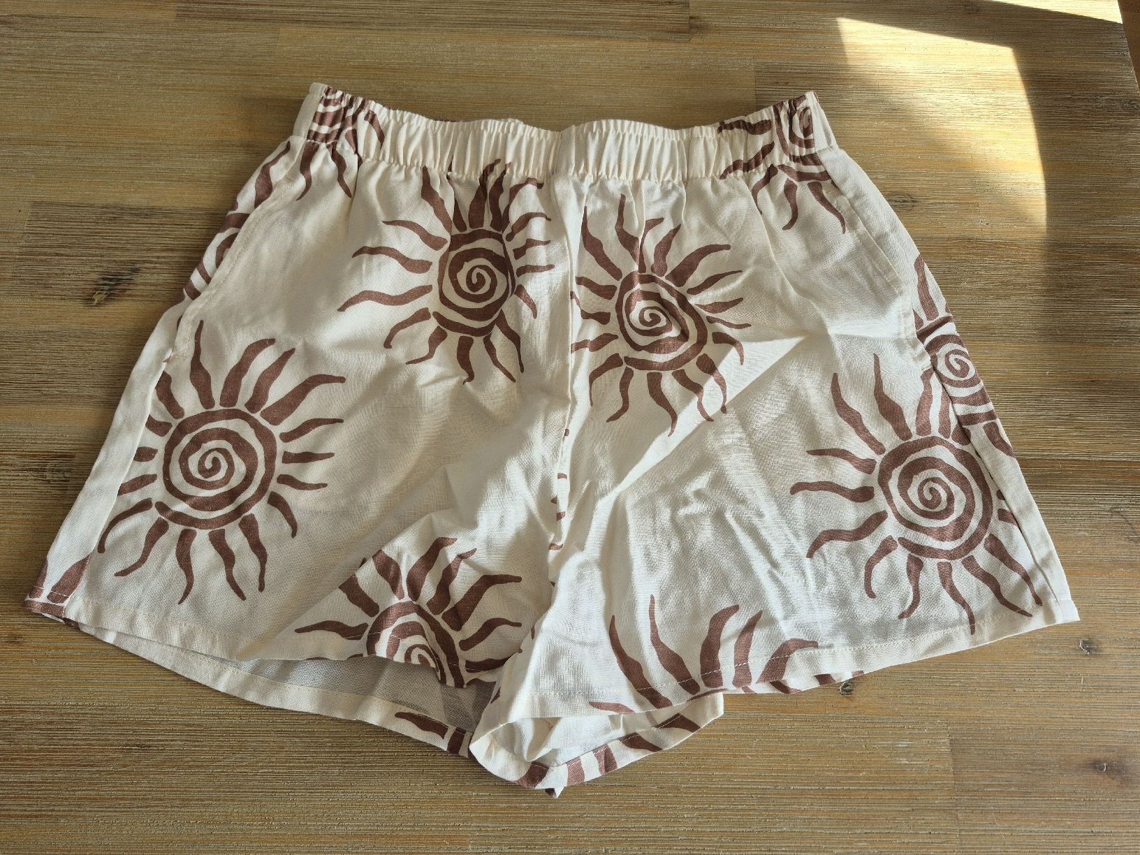 Pantaloni: Damen Shorts – Usato da Gerlafingen venduto da nila44