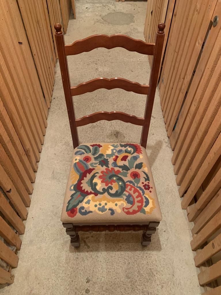 Sedie: Chaise Gobelin – Usato da Moutier venduto da Linou