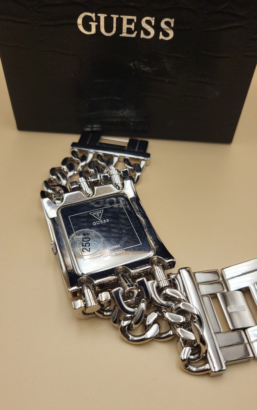Guess Orologi: GUESS Edelstahl Damenuhr – Usato da Wald ZH venduto da SwissPawnshop 5