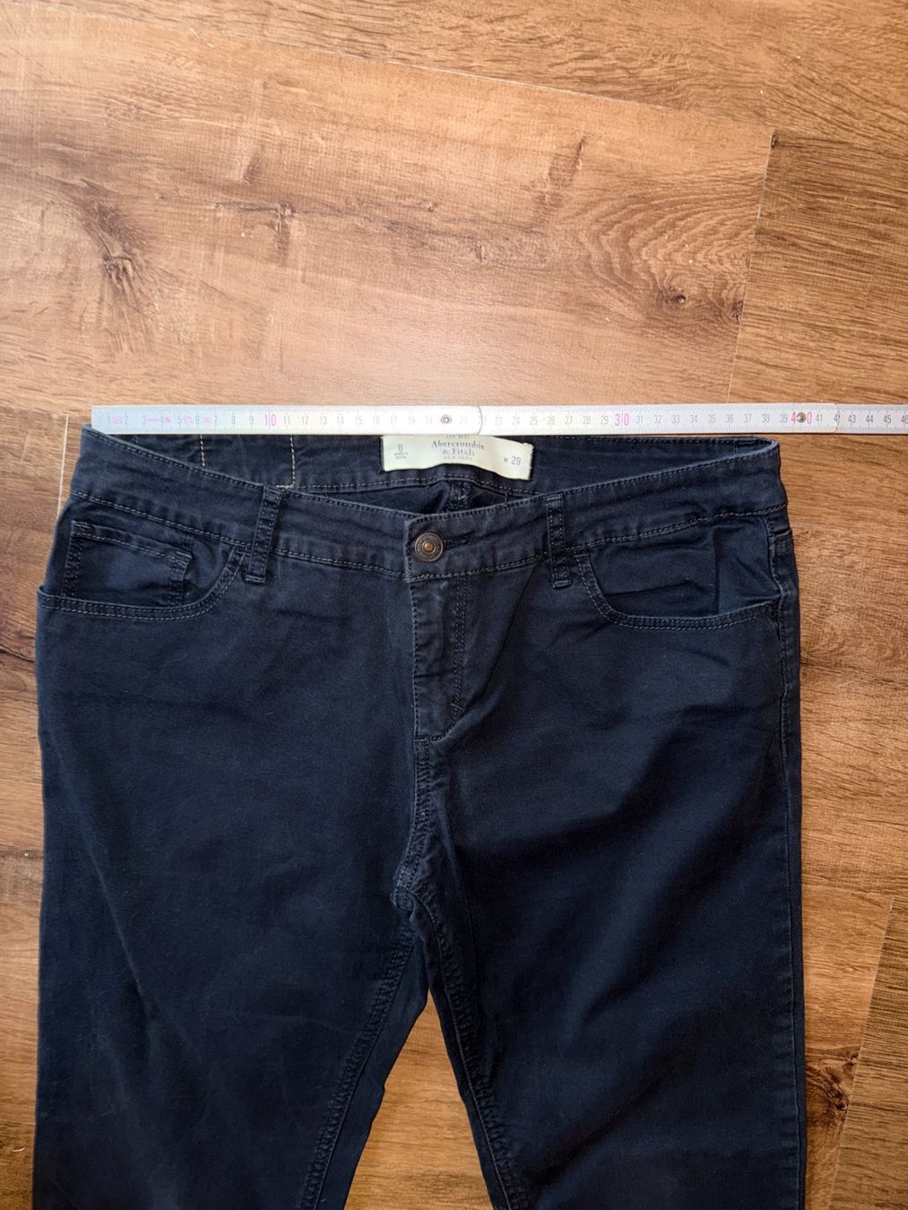 Abercrombie Pantaloni: Pantalons Abercrombie - 29 – Usato da St-Sulpice VD venduto da juhdu 1