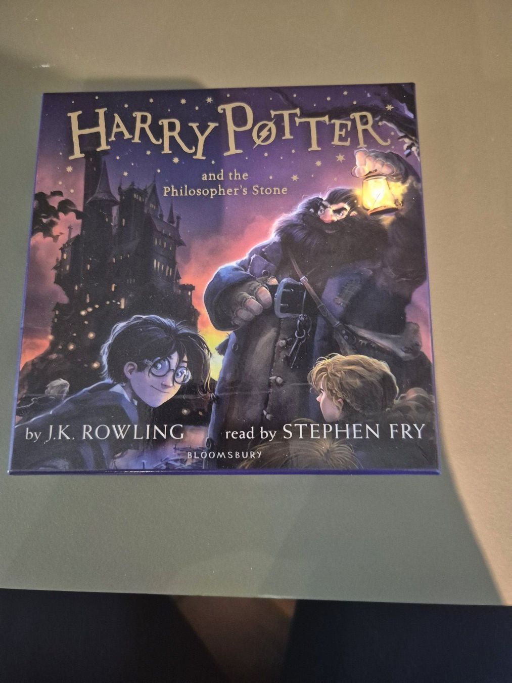 Audiolibri: "Harry Potter and the Philosopher's stone" Audio book NEW – Nuovo (secondo la descrizione) da Bern venduto da Sue1188