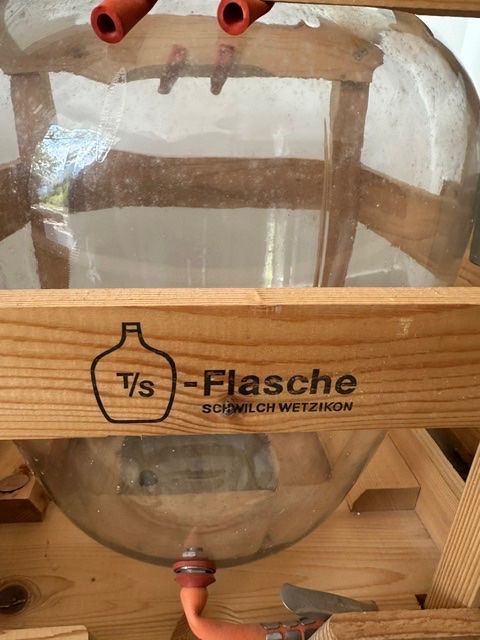 Accessori: Standflasche 25ltr Schwilch – Usato da Walchwil venduto da Bettinahoen 2
