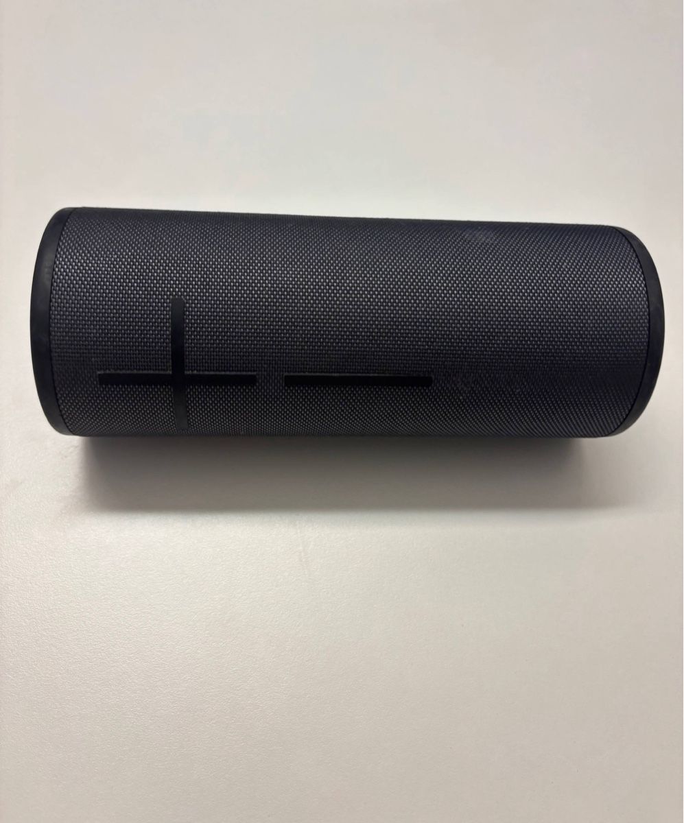 Carillon: Ultimate Ears BOOM 3 Portable Bluetooth Speaker Black – Usato da Küsnacht ZH venduto da yurchick 1