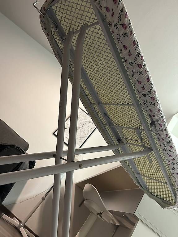 Bügelbretter: Asse da stiro con fodera – Gebraucht aus Aldesago von dio_pm76 2