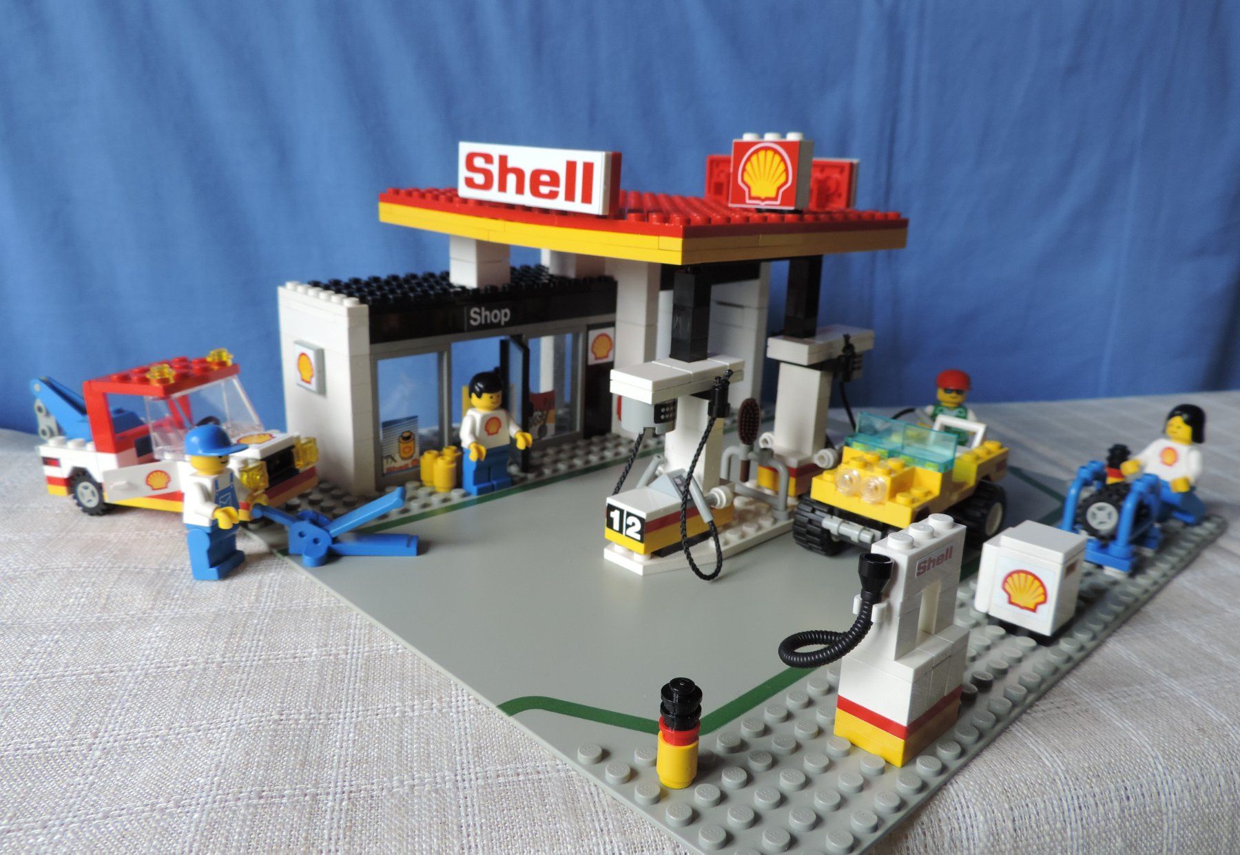 Lego Giocattoli: Shell Tankstelle, Set 6378 + Trail Ranger, Set 6514 – Usato da Burgdorf venduto da ursla50 1