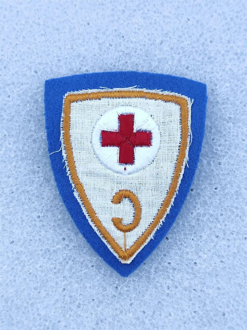 Placchette & Badge: Funktionsabzeichen Chirurgische Wärter – Usato da Bauma venduto da SwissMilitaria 1