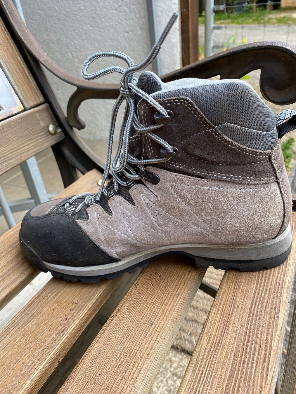Garmont Scarpe da donna: Garmont Damen Wanderschuhe – Usato da Roches BE venduto da Anamun 1