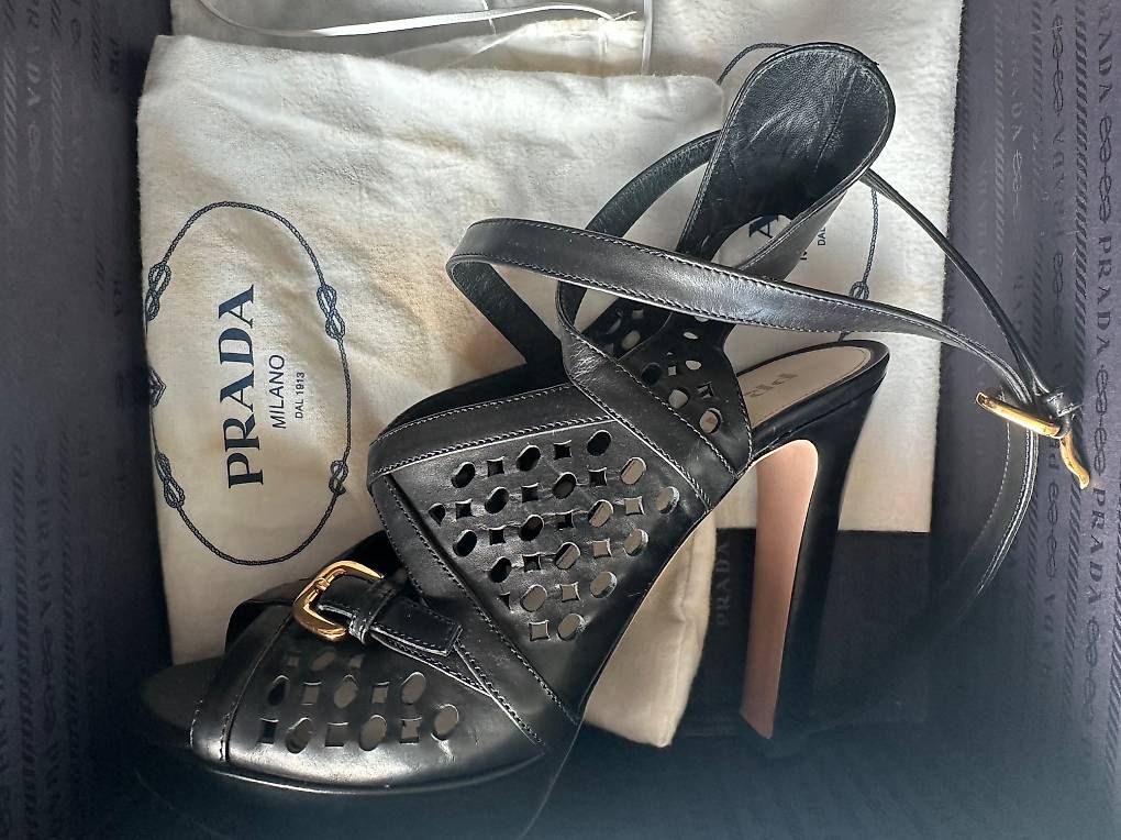Prada Chaussures femmes: Prada Heels 38.5 nero – D'occasion à Riehen par flavi55 3