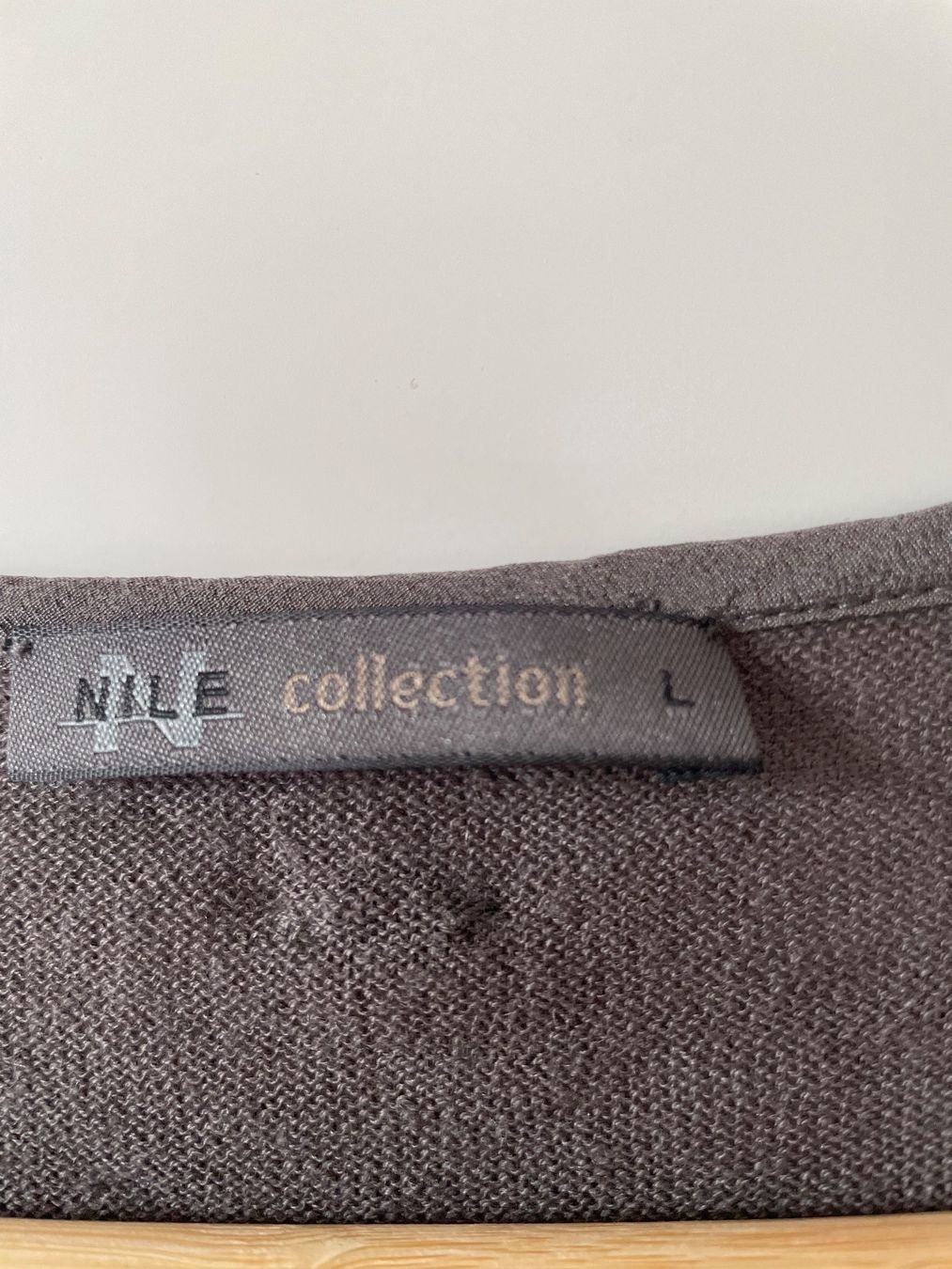 Nile Pullover & Sweatshirts: NILE Collection Hybrid-Oberteil / Feinstrick-Pullover grau L – Gebraucht aus Neukirch an der Thur von bee88 2